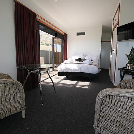 Te Puru Beach Lodge Екстер'єр фото