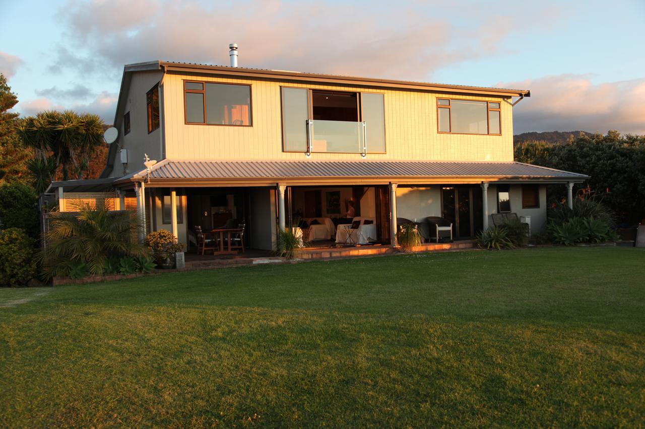 Te Puru Beach Lodge Екстер'єр фото