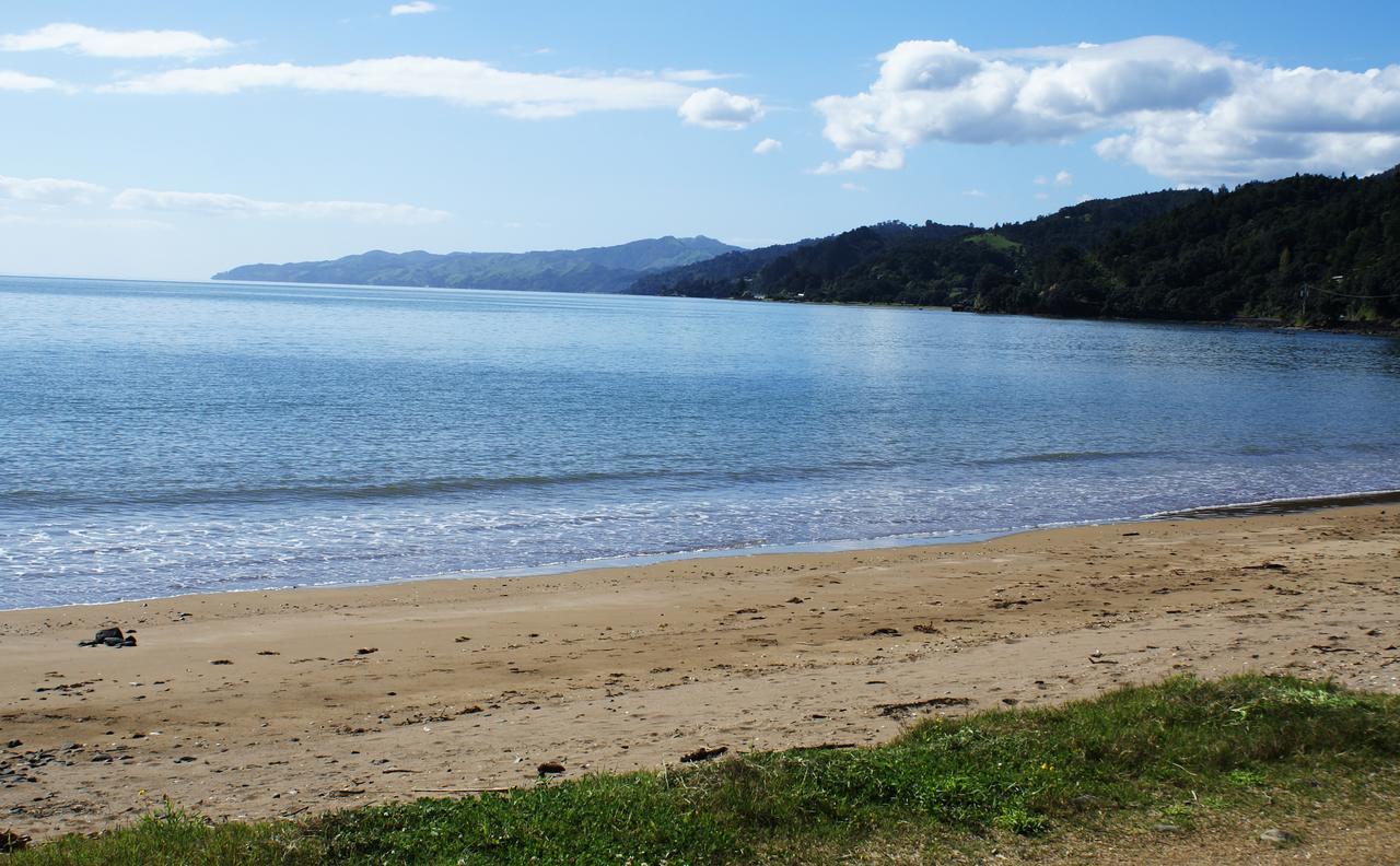 Te Puru Beach Lodge Екстер'єр фото
