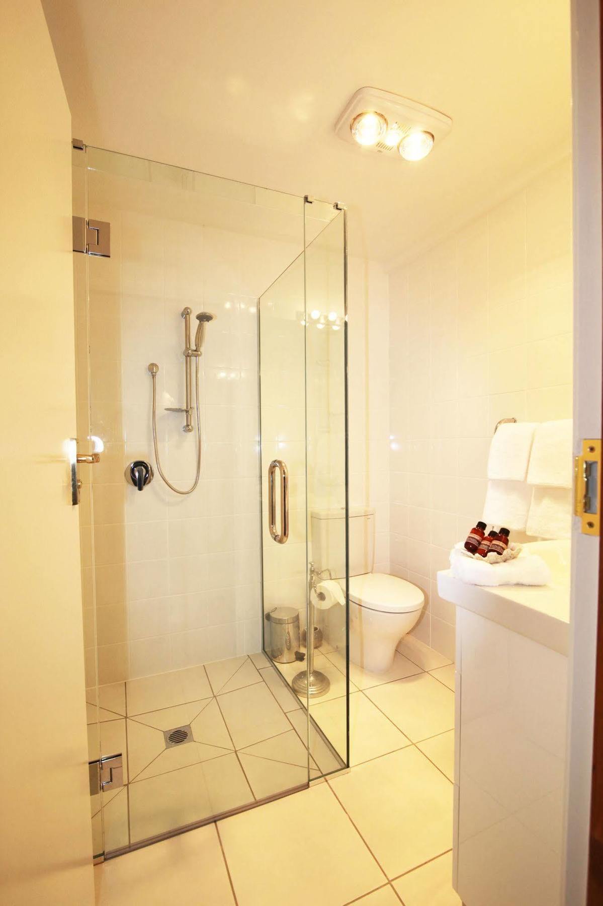 Te Puru Beach Lodge Екстер'єр фото