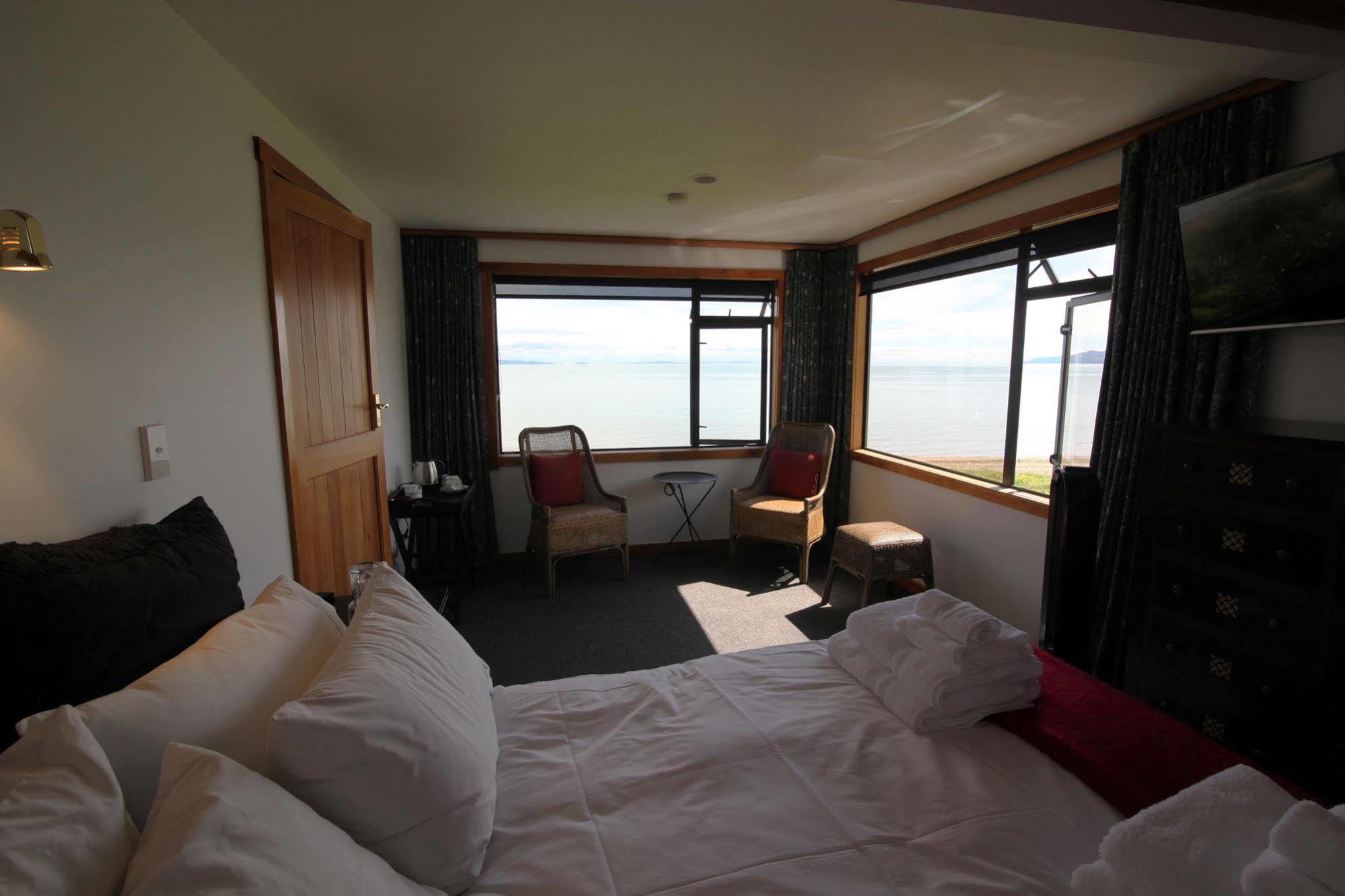 Te Puru Beach Lodge Екстер'єр фото